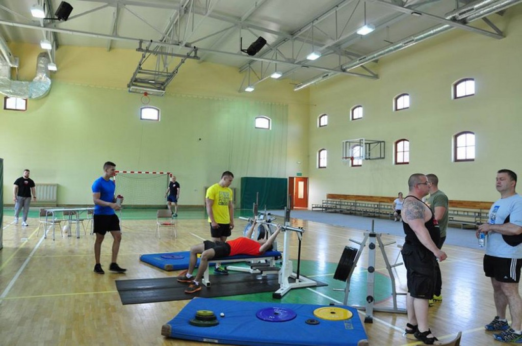 Pierwsze zawody w Wyciskaniu Sztangi Leżąc