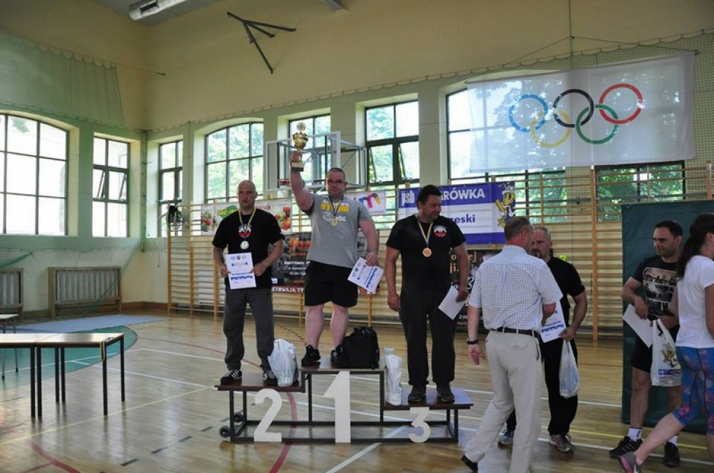 Pierwsze zawody w Wyciskaniu Sztangi Leżąc