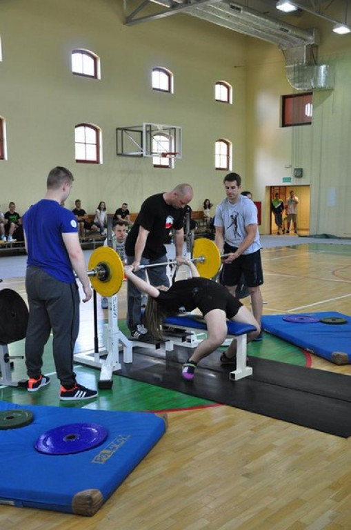 Pierwsze zawody w Wyciskaniu Sztangi Leżąc