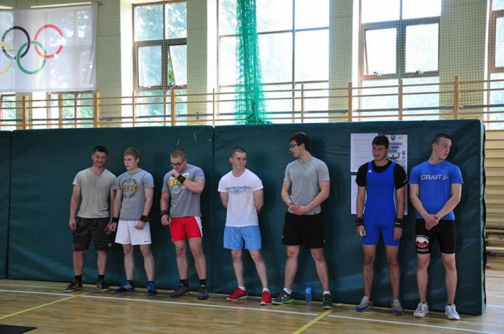 Pierwsze zawody w Wyciskaniu Sztangi Leżąc