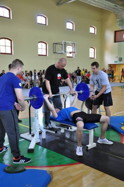 Pierwsze zawody w Wyciskaniu Sztangi Leżąc