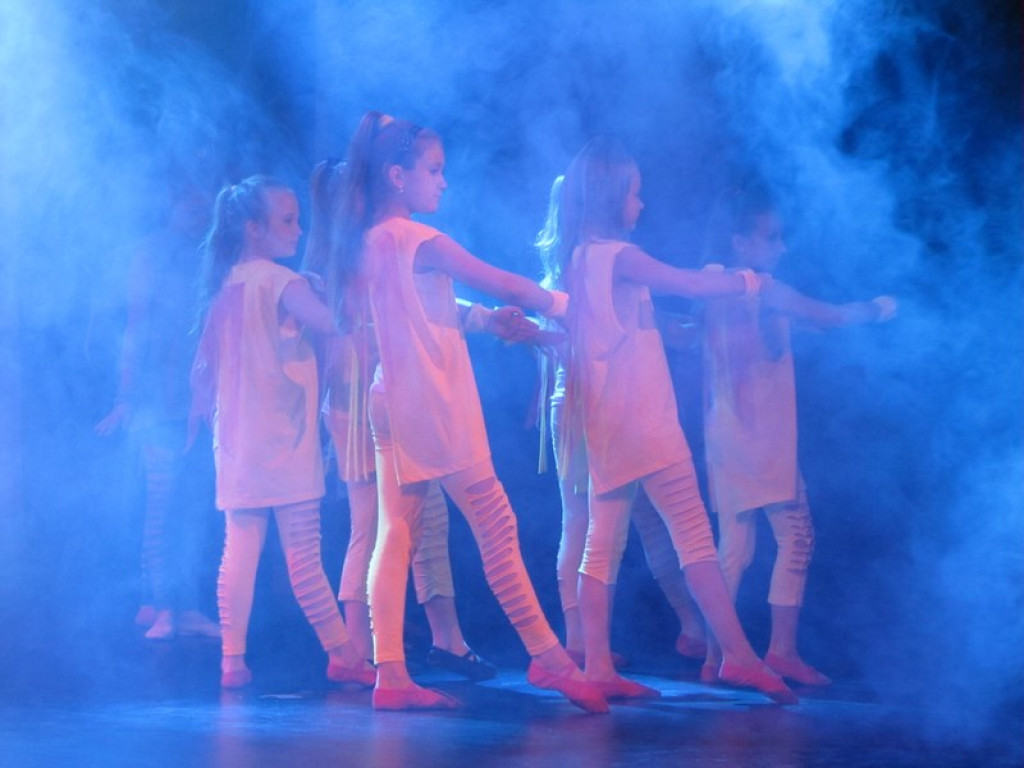 Wróżki ze Skarbimierza na scenie BCK