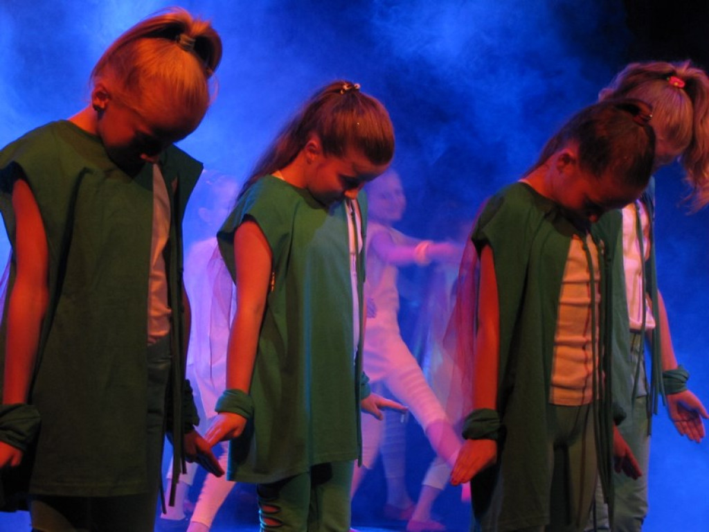 Wróżki ze Skarbimierza na scenie BCK