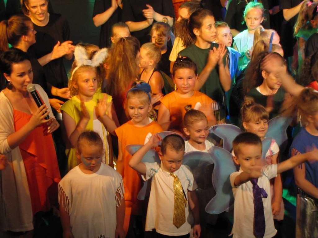 Wróżki ze Skarbimierza na scenie BCK