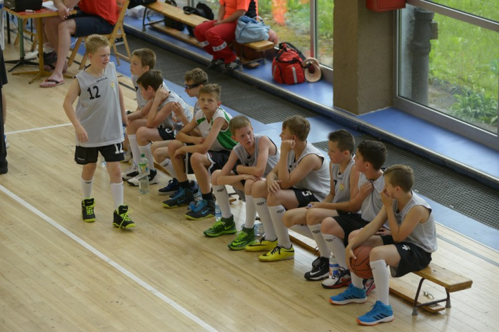 Koszykarski memoriał Elżbiety Marchewki