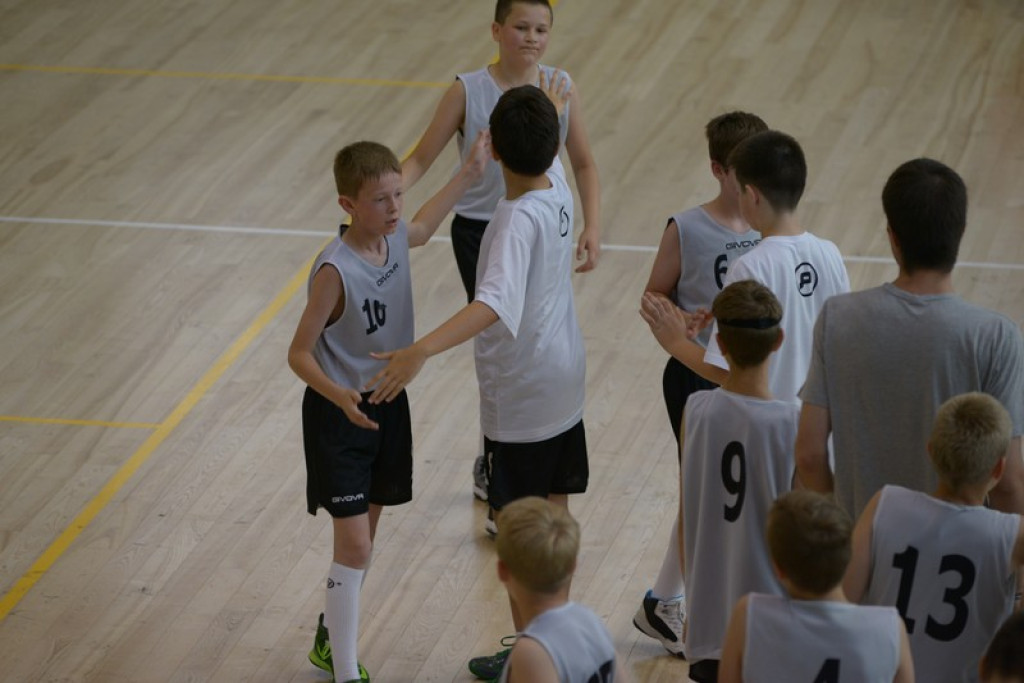 Koszykarski memoriał Elżbiety Marchewki