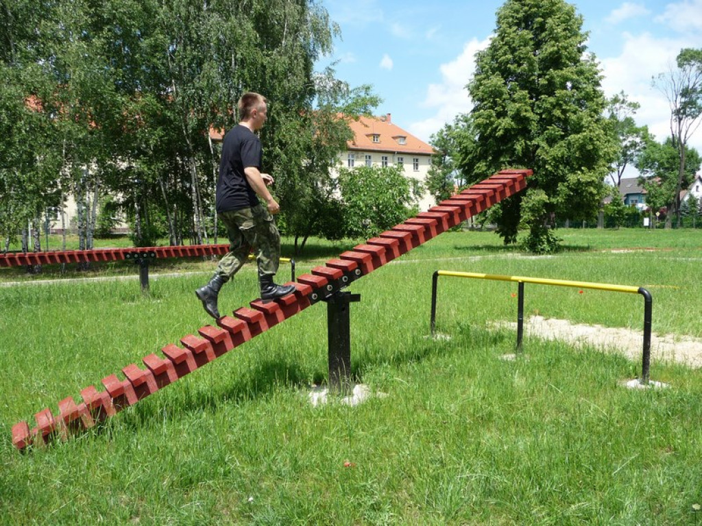 Młodzież II LO w Brzegu na obozie 