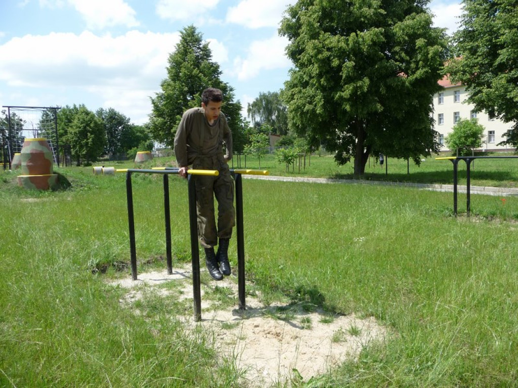 Młodzież II LO w Brzegu na obozie 