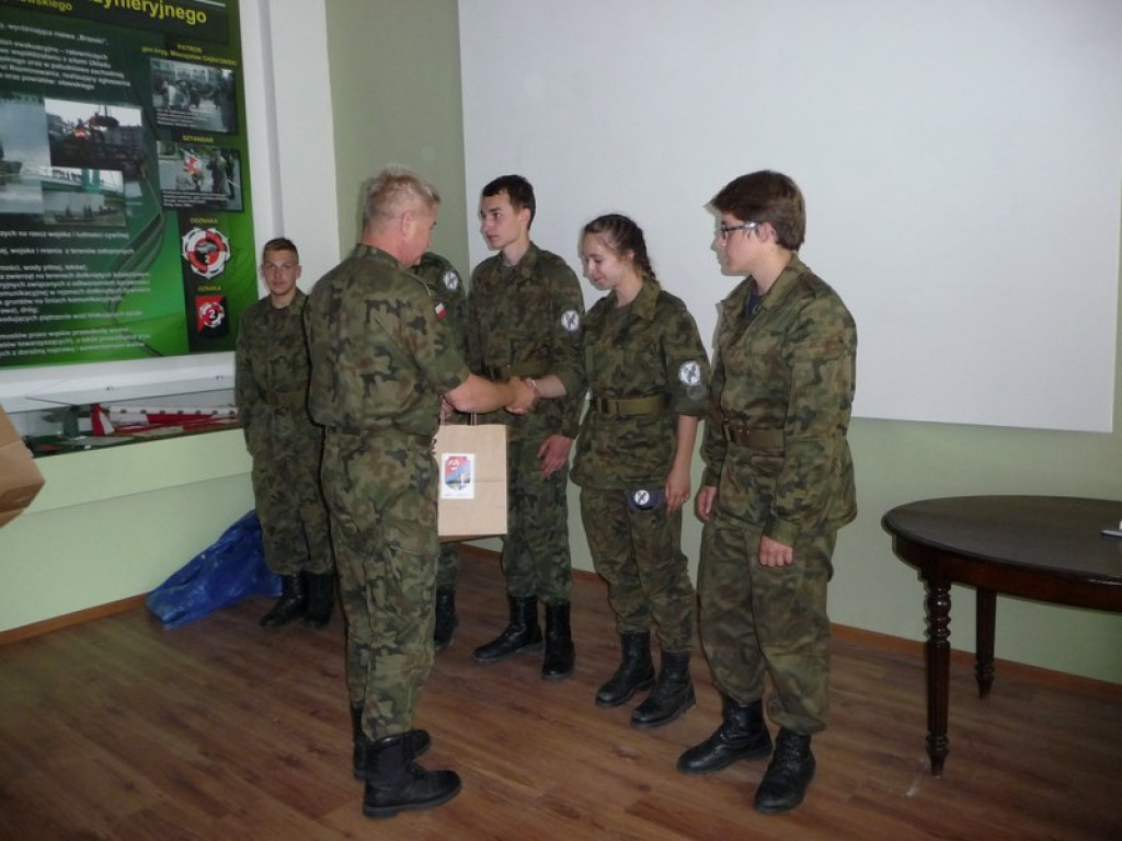 Młodzież II LO w Brzegu na obozie 