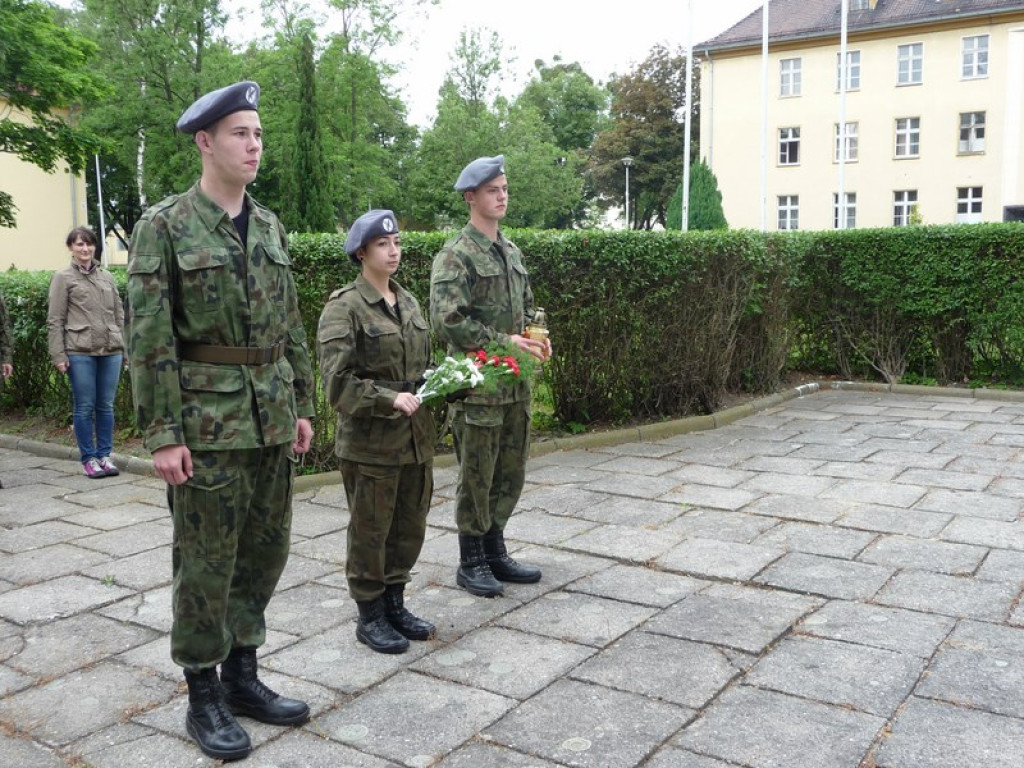 Młodzież II LO w Brzegu na obozie 