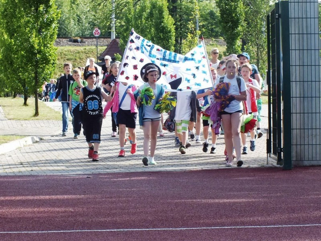 OLIMPIADA LEKKOATLETYCZNA W JEDYNCE
