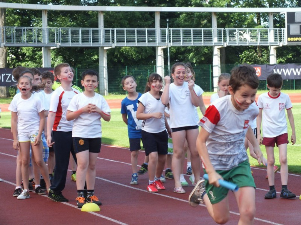 OLIMPIADA LEKKOATLETYCZNA W JEDYNCE