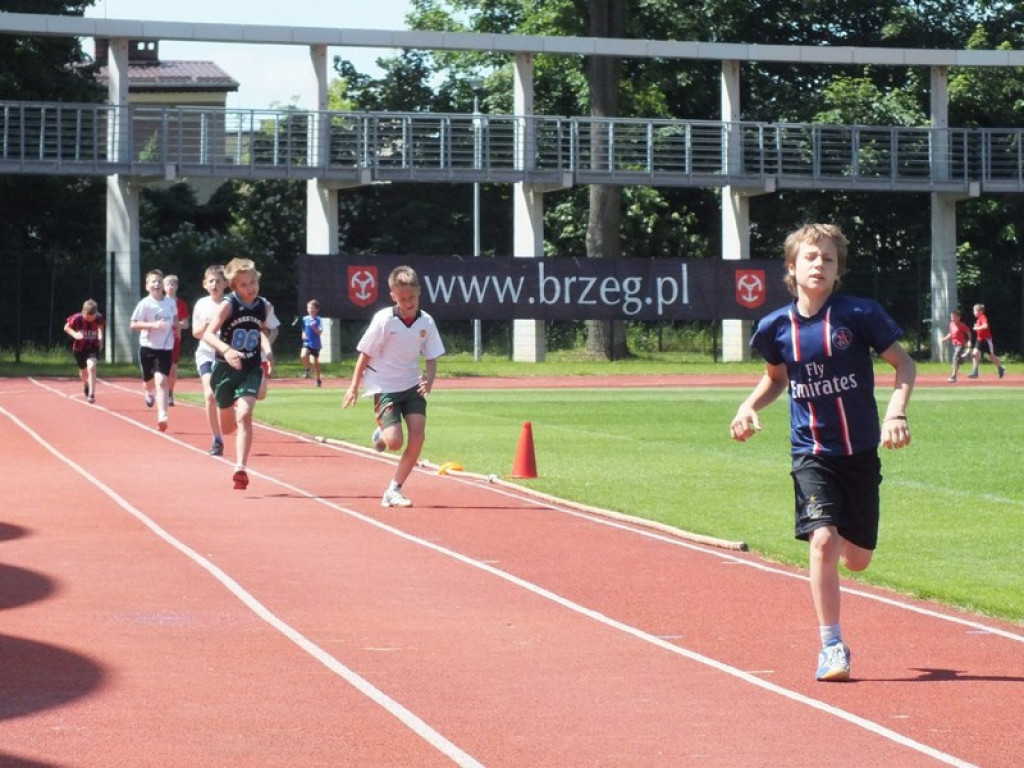 OLIMPIADA LEKKOATLETYCZNA W JEDYNCE
