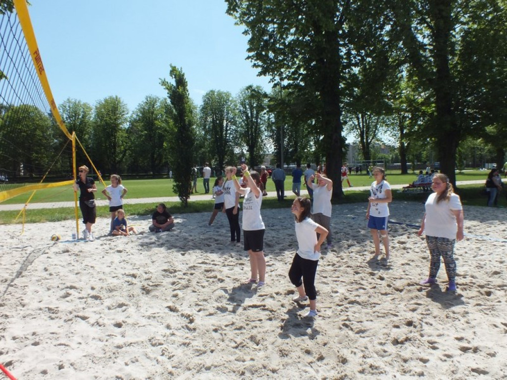 OLIMPIADA LEKKOATLETYCZNA W JEDYNCE