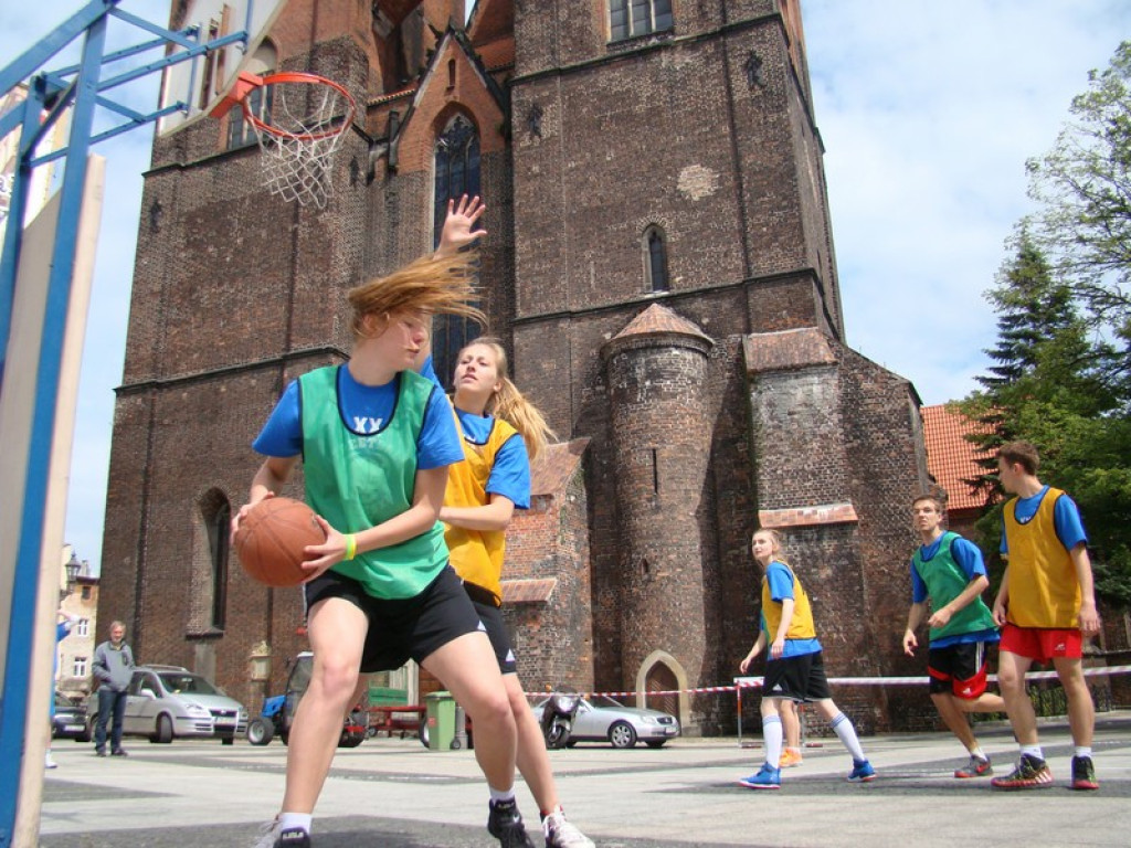 XX Streetball Brzeg - wyniki spotkań i fotorelacja