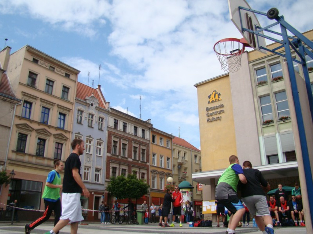 XX Streetball Brzeg - wyniki spotkań i fotorelacja