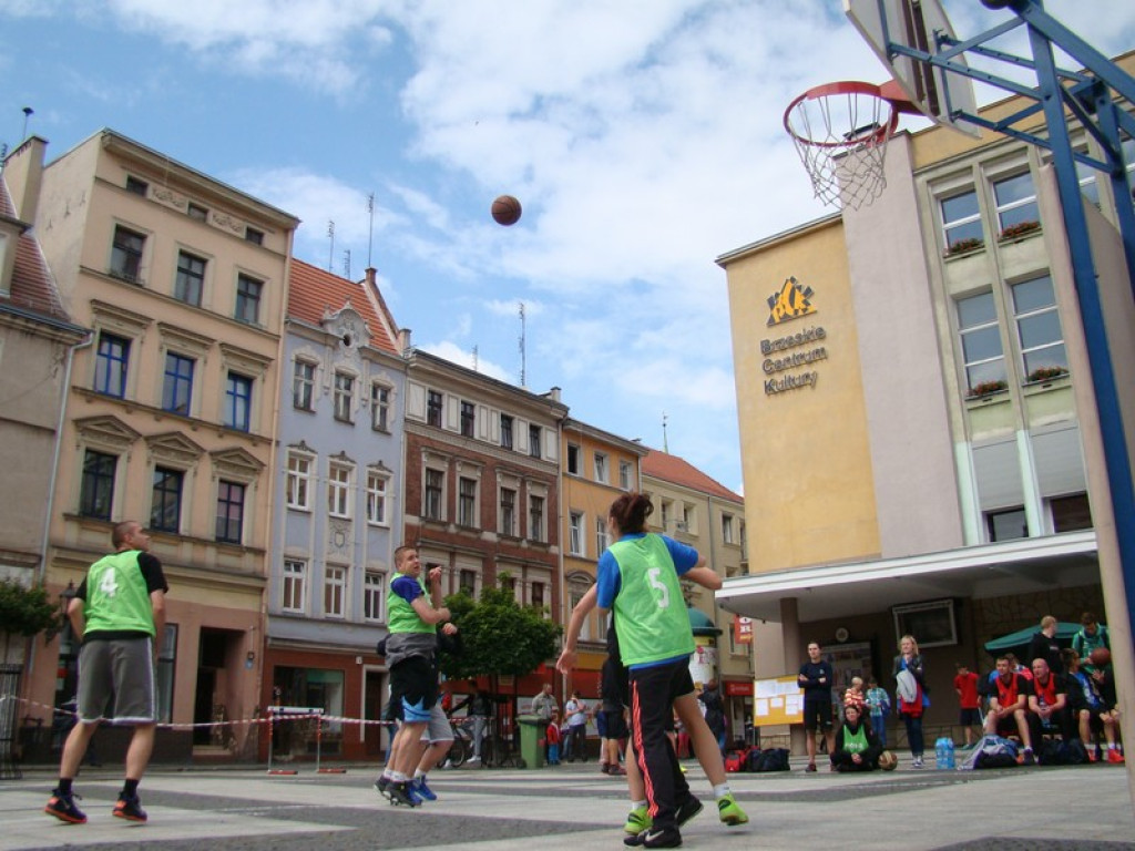 XX Streetball Brzeg - wyniki spotkań i fotorelacja