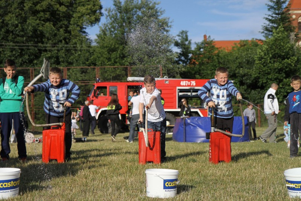 Festyn w Mąkoszycach