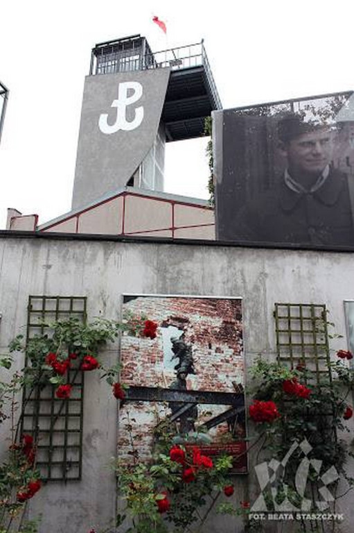 Po Warszawie do Krasiejowa. Wycieczki z Punktem Informacji Turystycznej w Brzegu