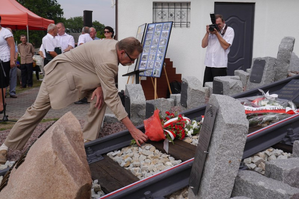 Uroczystości związane z 70-tą rocznicą Wysiedleń Polaków z Kresów Wschodnich w Tarnowcu (FOTORELACJA)