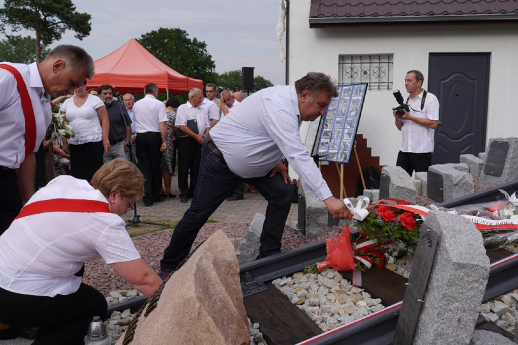 Uroczystości związane z 70-tą rocznicą Wysiedleń Polaków z Kresów Wschodnich w Tarnowcu (FOTORELACJA)