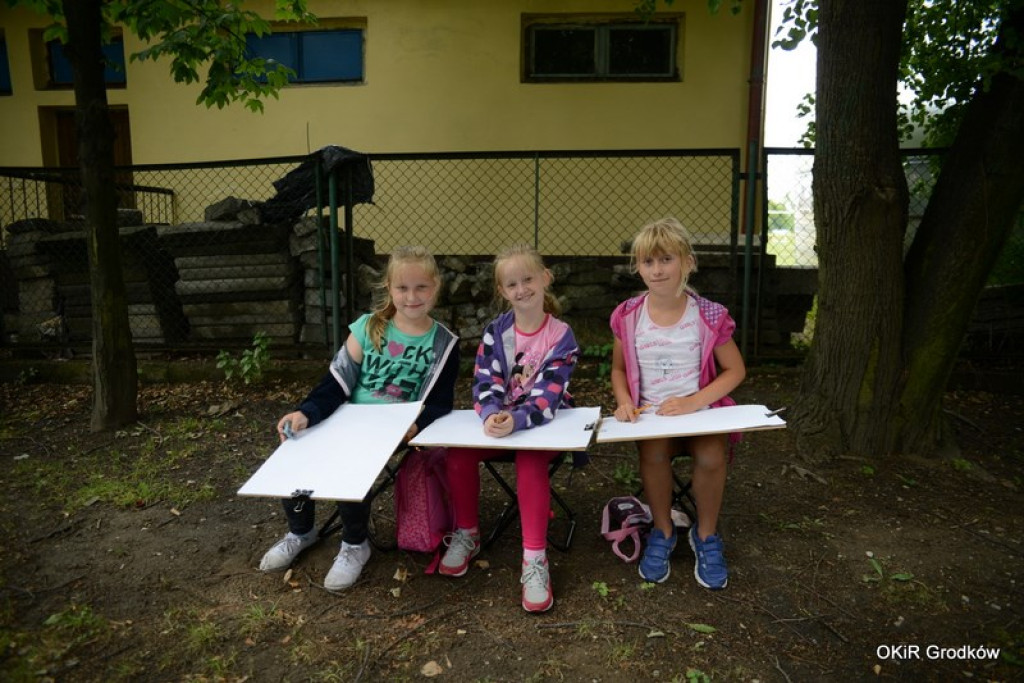 Wakacyjne Warsztaty Plastyczne dla dzieci i młodzieży w Grodkowie