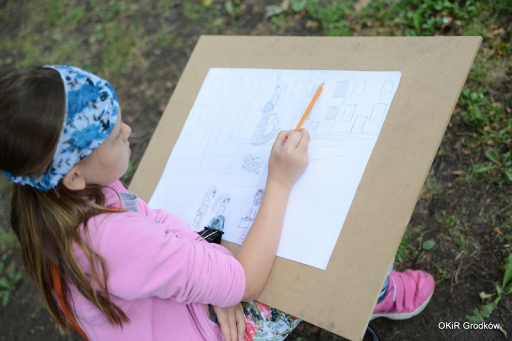 Wakacyjne Warsztaty Plastyczne dla dzieci i młodzieży w Grodkowie