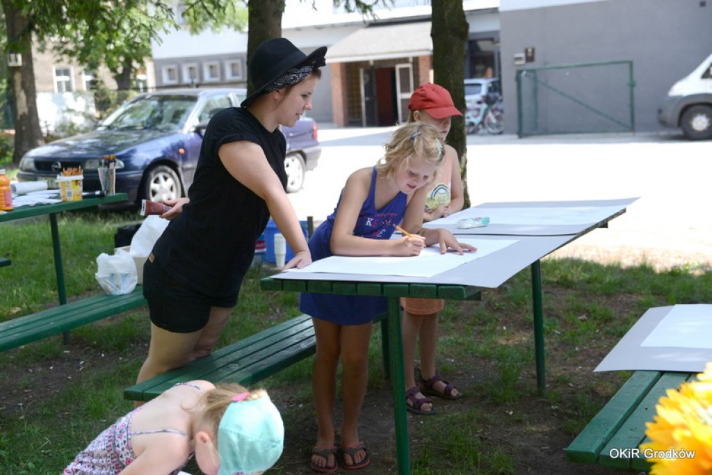 Wakacyjne Warsztaty Plastyczne dla dzieci i młodzieży w Grodkowie