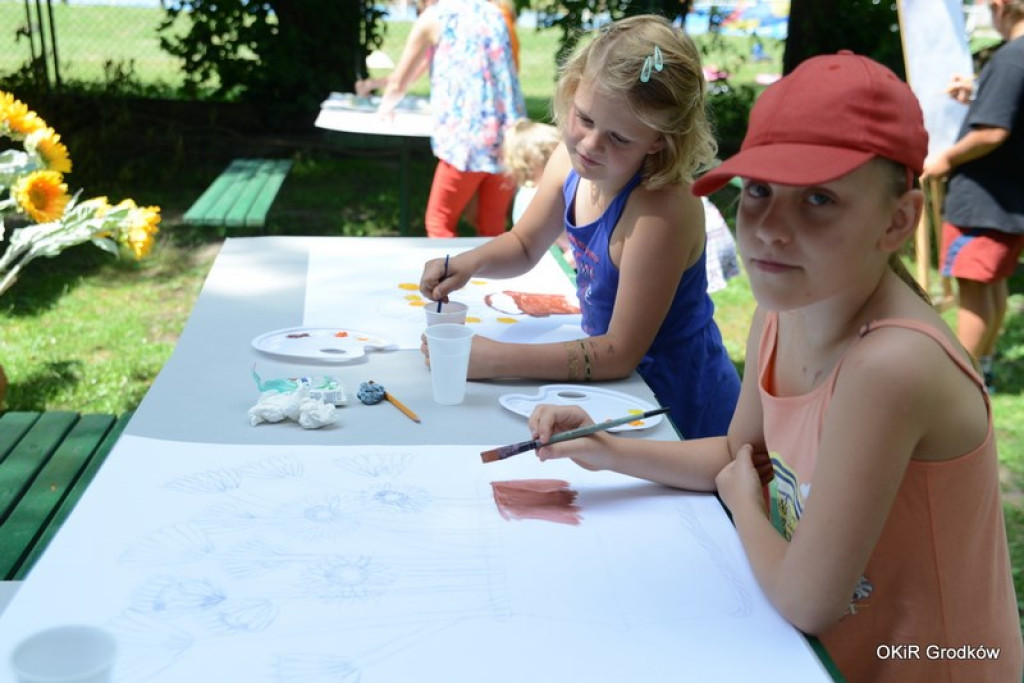 Wakacyjne Warsztaty Plastyczne dla dzieci i młodzieży w Grodkowie