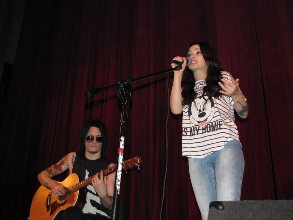 Zlot fanclubu Eweliny Lisowskiej w Brzegu [fotorelacja]