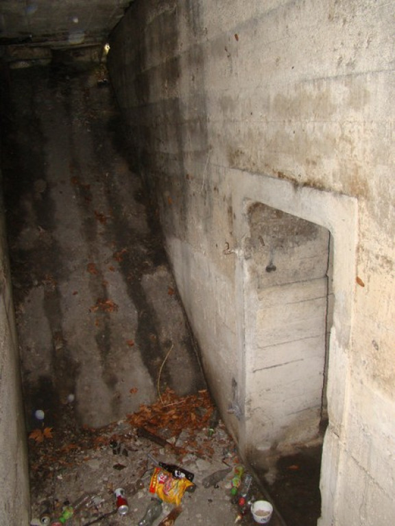 Schron przy fosie ma ponad 80 m długości [wideo]