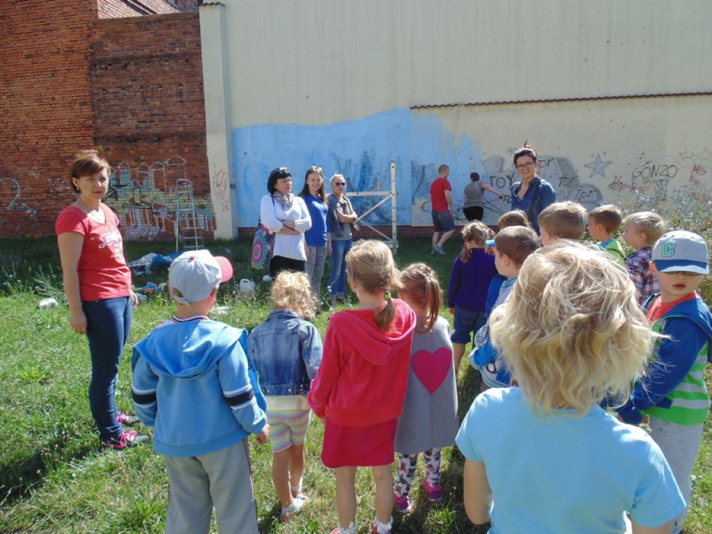 Oczyma Graffiti 2015: Kosmos na Słowiańskiej