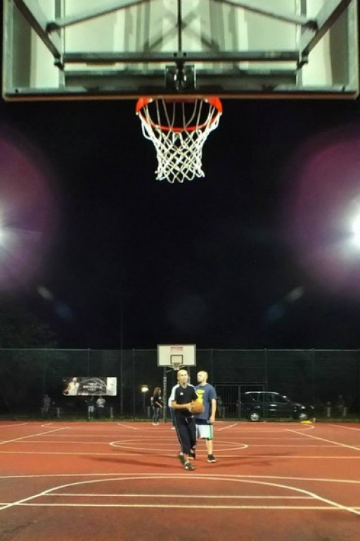 Nocne święto koszykówki