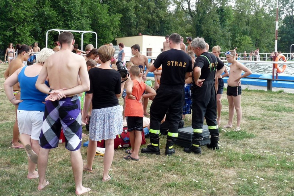 Ćwiczenia na basenie kąpielowym w Grodkowie