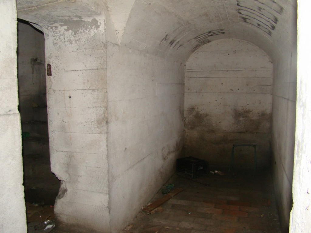 Korytarze w schronie na Starych Koszarach jeszcze dłuższe [video]