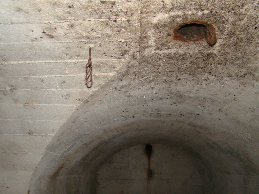 Korytarze w schronie na Starych Koszarach jeszcze dłuższe [video]