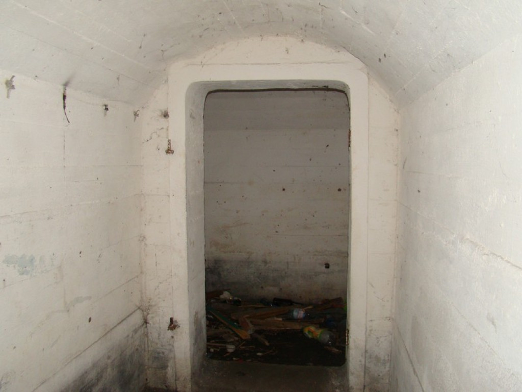 Korytarze w schronie na Starych Koszarach jeszcze dłuższe [video]