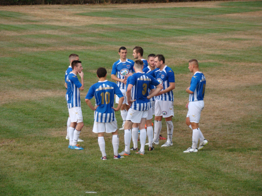 Lewin - Starowice - relacja na żywo z II. połowy - gospodarze wygrali 1:0