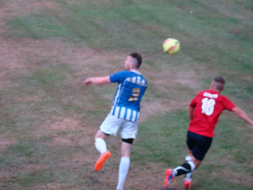 Lewin - Starowice - relacja na żywo z II. połowy - gospodarze wygrali 1:0