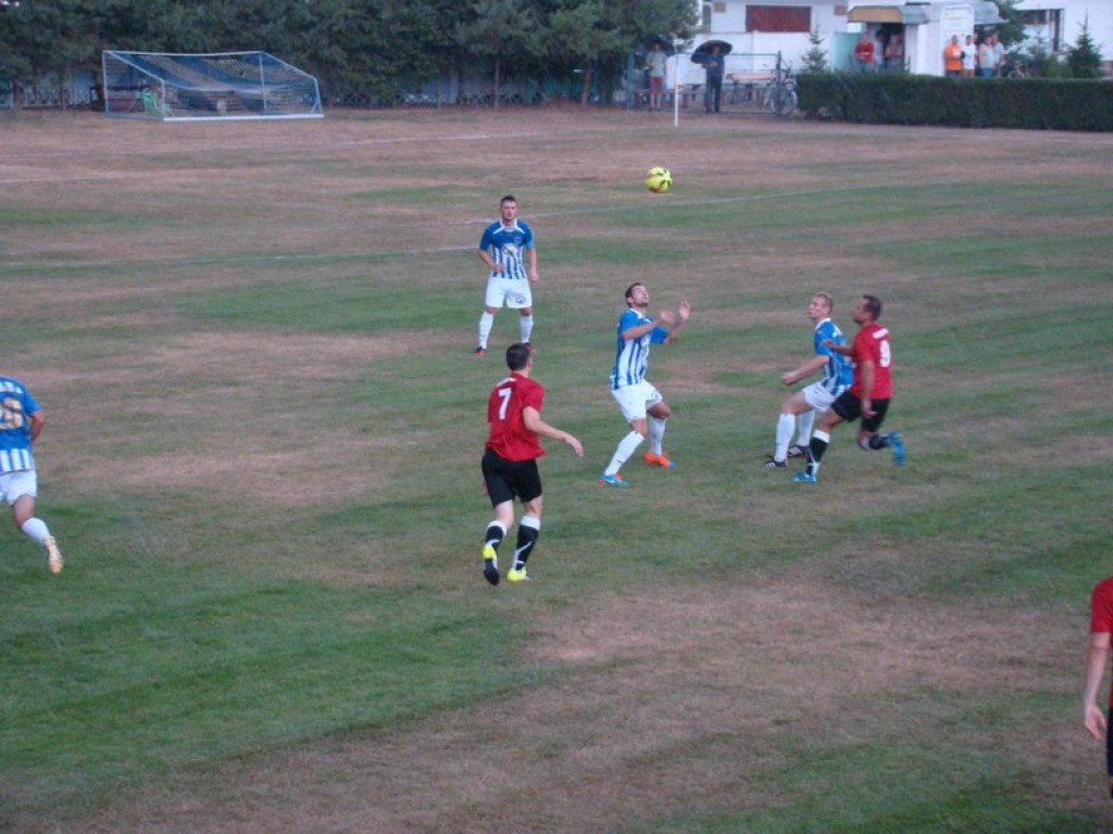 Lewin - Starowice - do przerwy 1:0 dla Olimpii