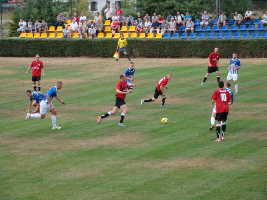 Lewin - Starowice - relacja na żywo z II. połowy - gospodarze wygrali 1:0