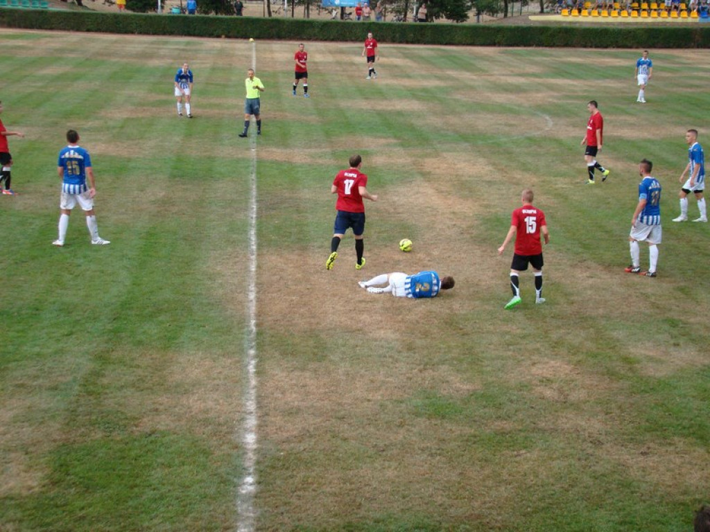 Lewin - Starowice - relacja na żywo z II. połowy - gospodarze wygrali 1:0