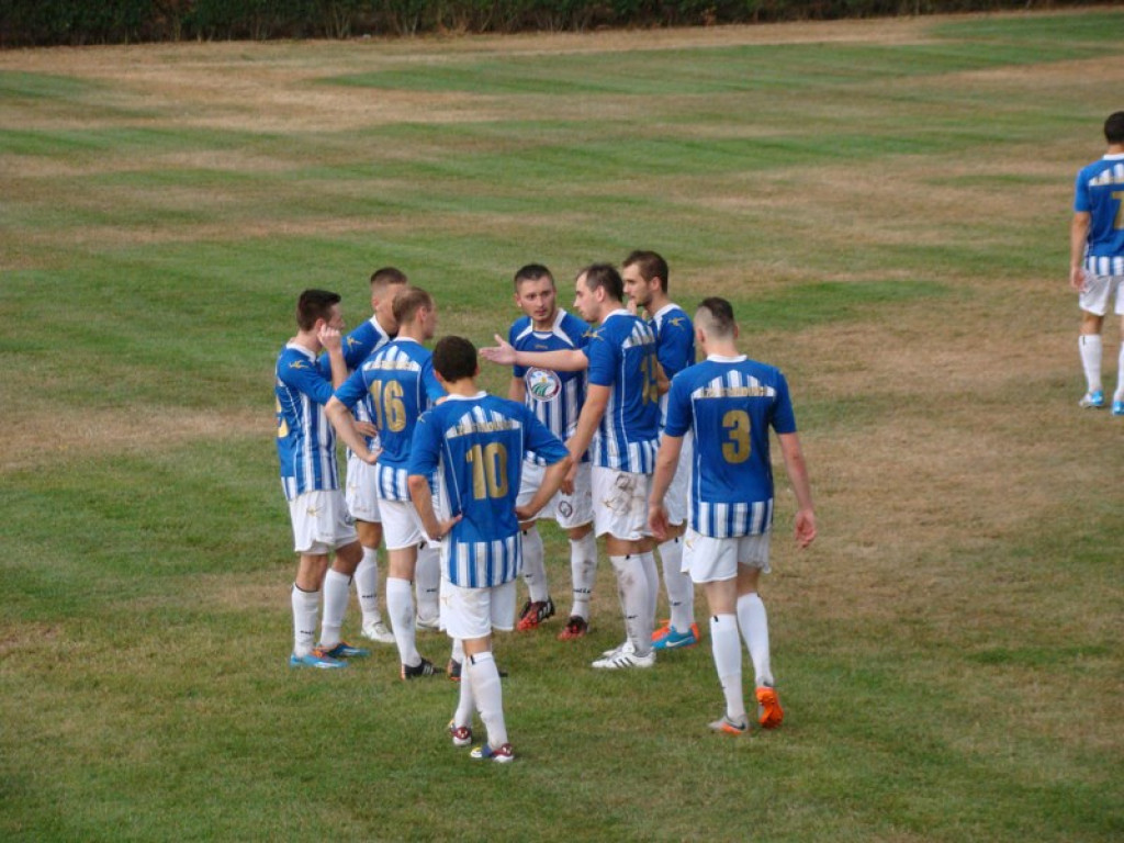 Lewin - Starowice - relacja na żywo z II. połowy - gospodarze wygrali 1:0