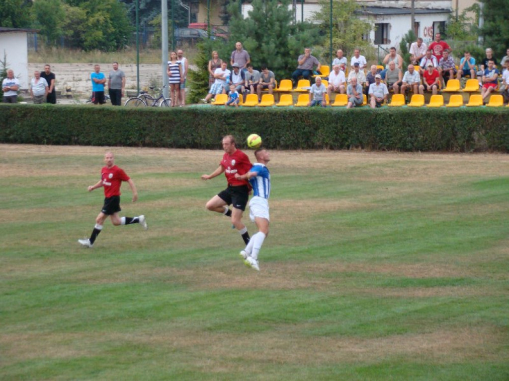 Lewin - Starowice - relacja na żywo z II. połowy - gospodarze wygrali 1:0