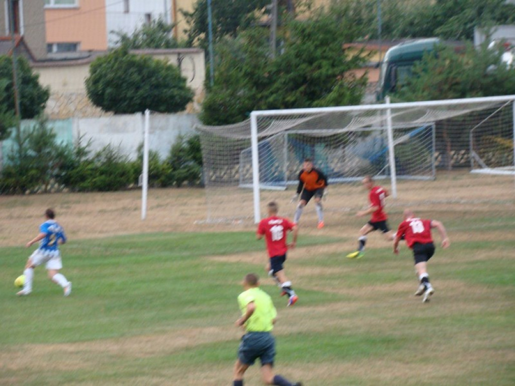 Lewin - Starowice - relacja na żywo z II. połowy - gospodarze wygrali 1:0