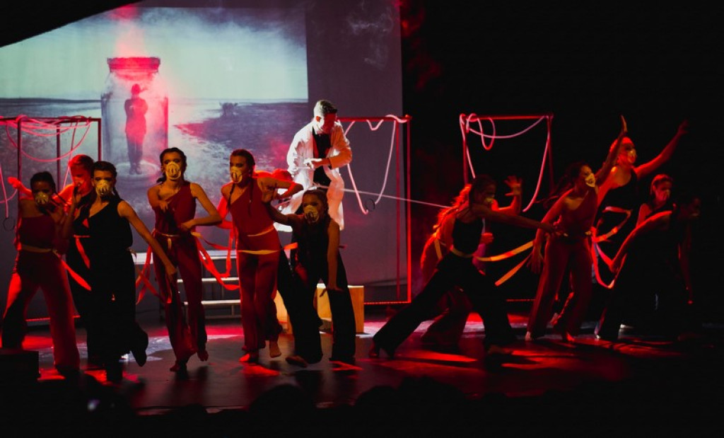 Widowiska premierowe Klubu 1 Pułku Saperów: 