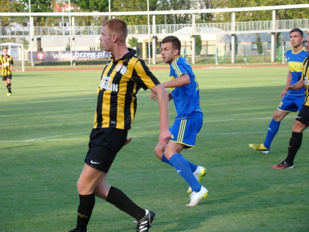 Stal Brzeg - MKS Gogolin - zadecydował karny w 94` minucie