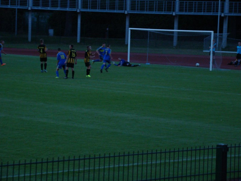 Stal Brzeg - MKS Gogolin - zadecydował karny w 94` minucie