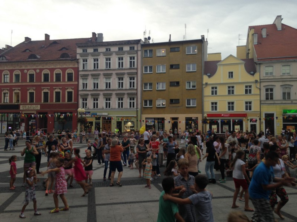 Dyskoteka na Placu Polonii Amerykańskiej