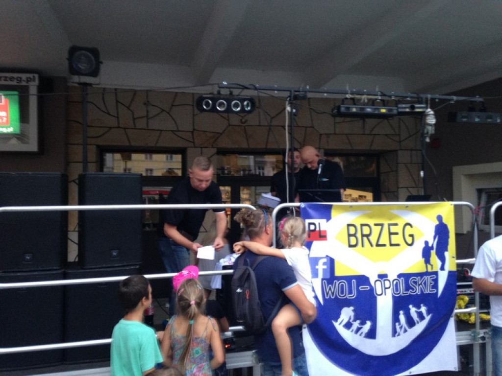 Dyskoteka na Placu Polonii Amerykańskiej